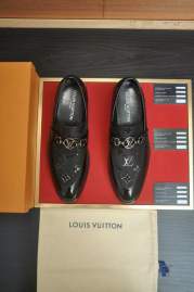 Picture of Louis Vuitton Shoes _SKULVsz38-45hnx040114845